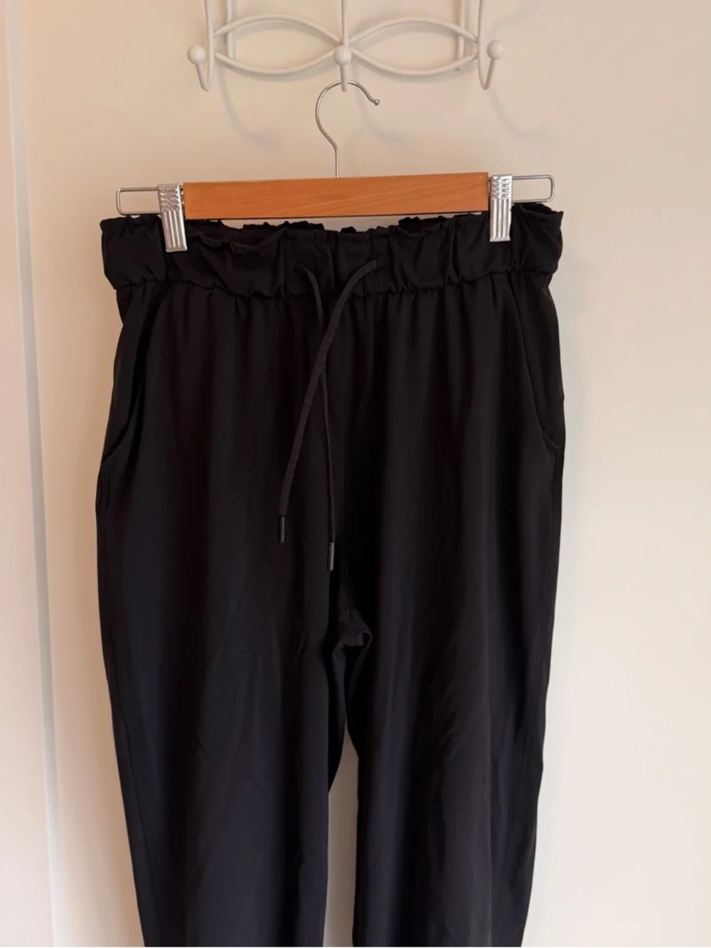 Lululemon Keep Moving High Rise Luxstreme Jogger